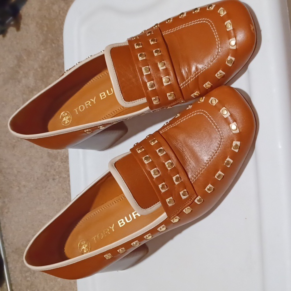 Tory Burch Heeled Loafers